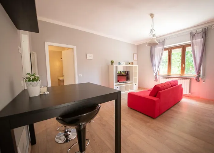 San Galigano 公寓 *